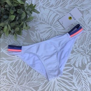 Body Glove | Flirty Surf Rider Bikini Bottoms in Vibration